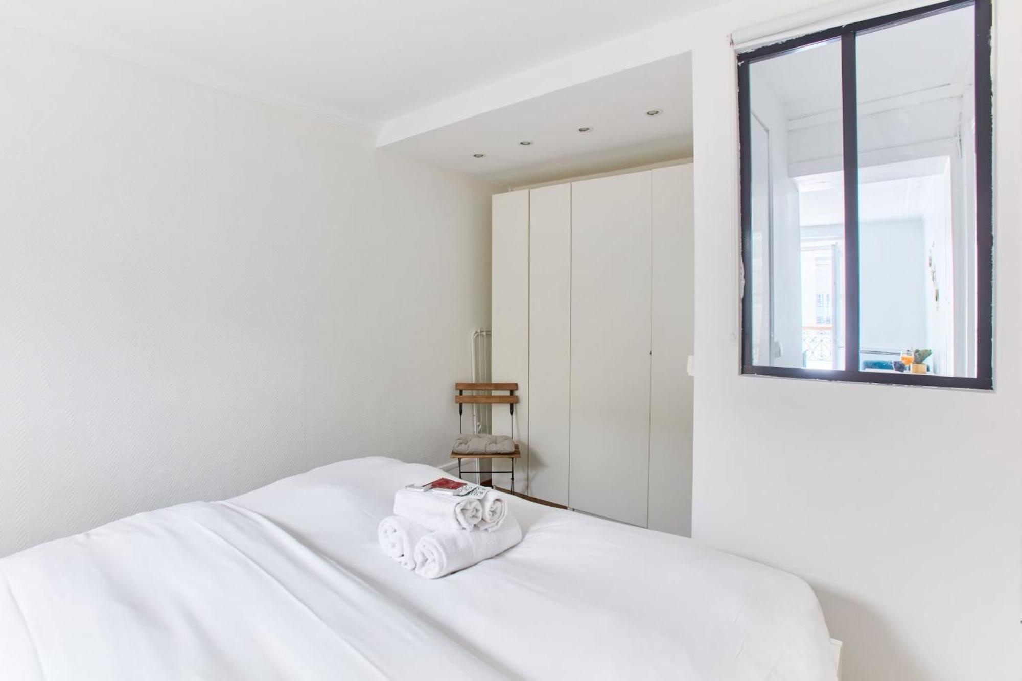 Montmartre & Sacre-Coeur Basilica - 1Br - Cityapartmentstay Париж Экстерьер фото